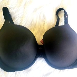 NEW Victoria's Secret Body by Victoria Perfect Shape Bra in size 38DDD